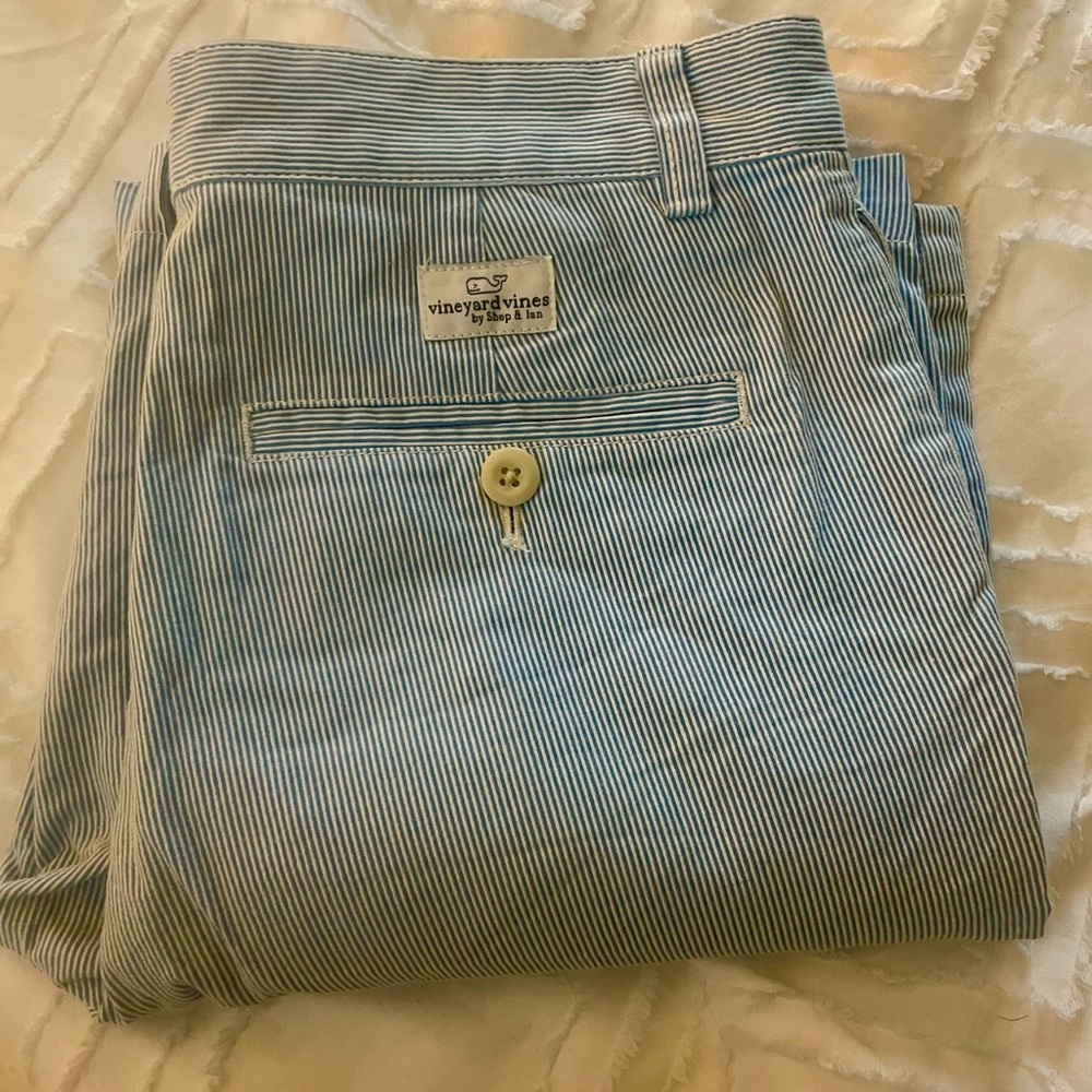 Vineyard Vines Blue Striped seat sucker kids shorts